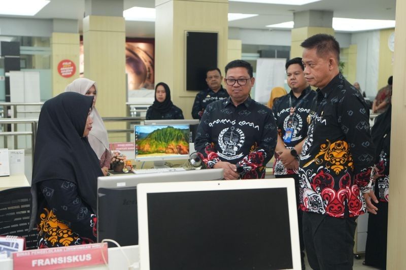 Pj. Gubernur Sulsel Percepat Perizinan Investasi demi Dorong Pertumbuhan Ekonomi