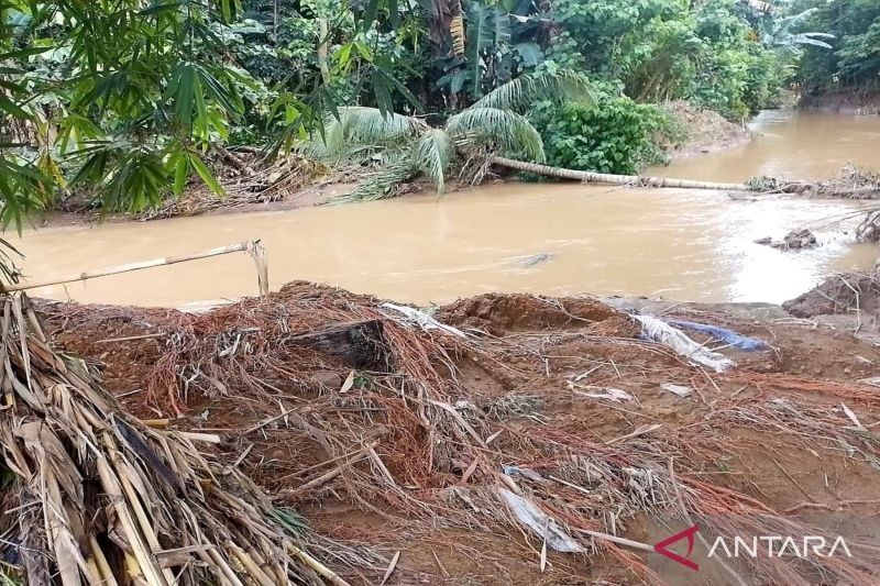 DPRD Gorontalo Utara Dorong Revitalisasi Sungai Pasca Banjir Tomilito