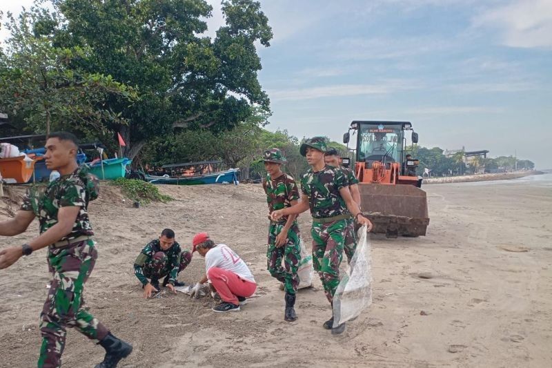 Mentri LH: Penanganan Sampah Laut di Pesisir Selatan Bali