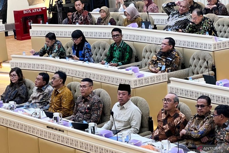 Oknum ATR/BPN Terlibat Kasus Pagar Laut Bekasi: Menteri Nusron Akui dan Segera Usut