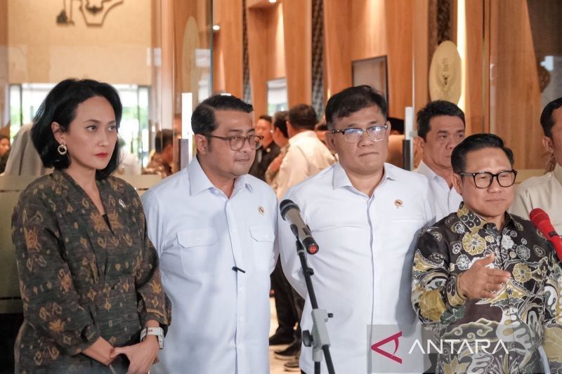 Menekraf dan Menko PM Bahas DTSEN untuk Atasi Kemiskinan Ekstrem