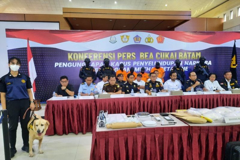 Bea Cukai Batam Gagalkan Penyelundupan Ponsel Modus Joki IMEI