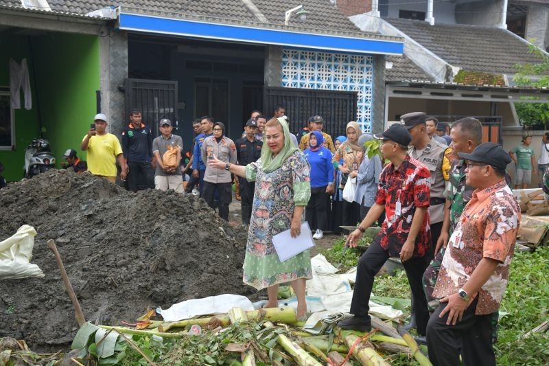 Banjir Semarang: Infrastruktur Jadi Biang Kerok?