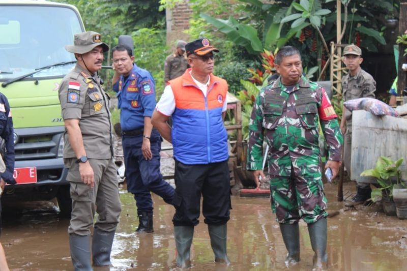 Pemkab Garut Larang Bangun Rumah di Bantaran Sungai Cimanuk