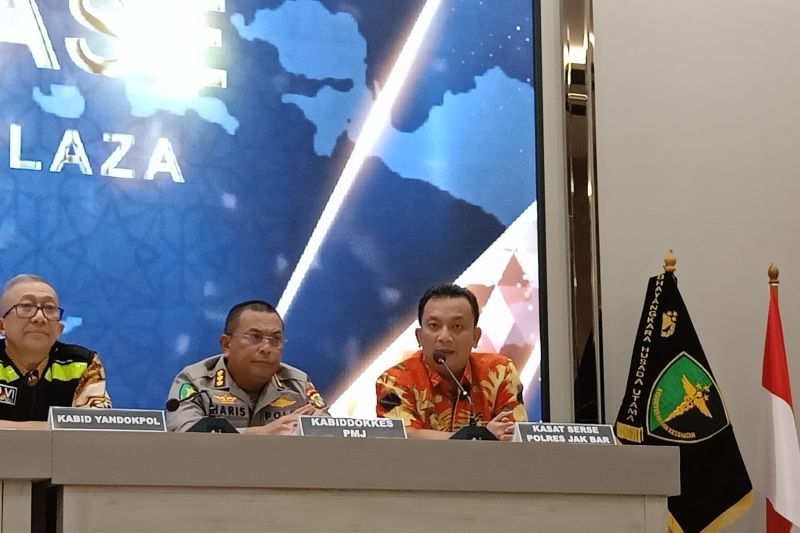 Glodok Plaza Kebakaran: Pembersihan TKP Dilakukan Gabungan, Bukan oleh Pengelola Sendiri