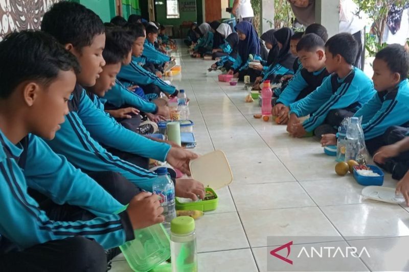 SDN 3 Panggang Bantul Canangkan Program Makan Bergizi Mandiri