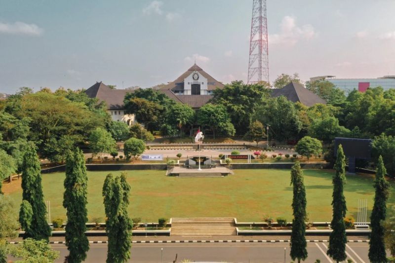 Undip Raih Peringkat 4 Perguruan Tinggi Terbaik Indonesia Versi Webometrics