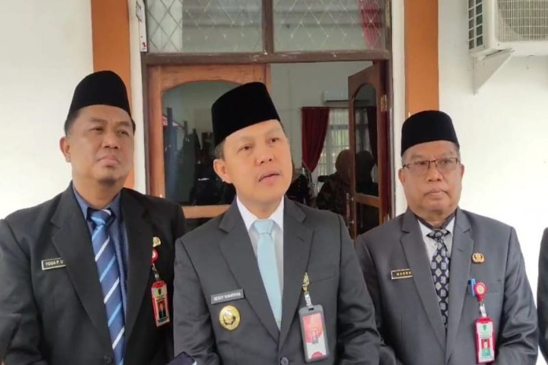 Pj Bupati Barsel Ajak Masyarakat Dukung Program Kepala Daerah Terpilih