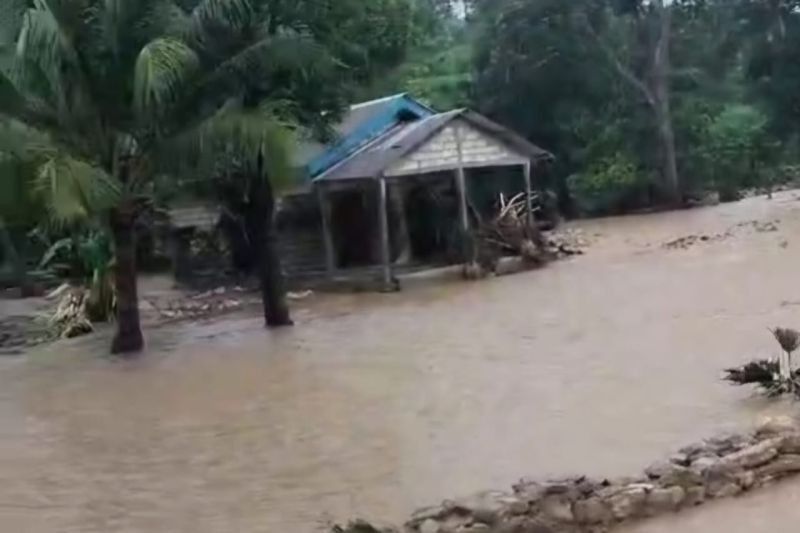 Banjir Rendam Enam Kecamatan di Kabupaten Kupang, NTT