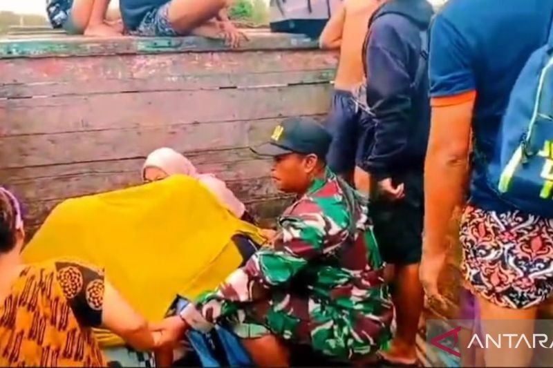 Prajurit TNI Bantu Persalinan di Atas Truk, Selamatkan Ibu dan Bayi di Mempawah