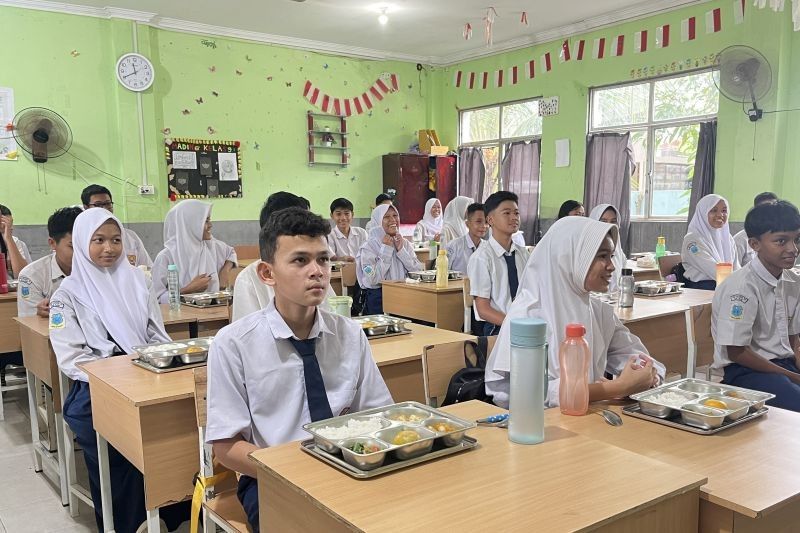 DPRD Batam Dorong Perluasan Makan Bergizi Gratis ke Seluruh Sekolah