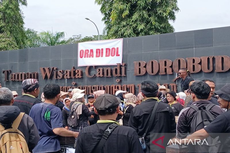 Demo FMBB di Borobudur: Tujuh Tuntutan untuk Pariwisata Berkelanjutan