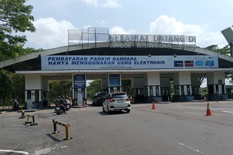 Bandara Lombok Tambah Pilihan Transportasi: Taksi Online & Argometer