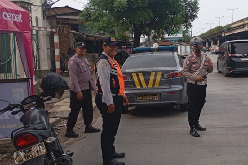 Polisi Pasang Pos Pantau di Cengkareng, Antisipasi Pelanggaran Lalu Lintas