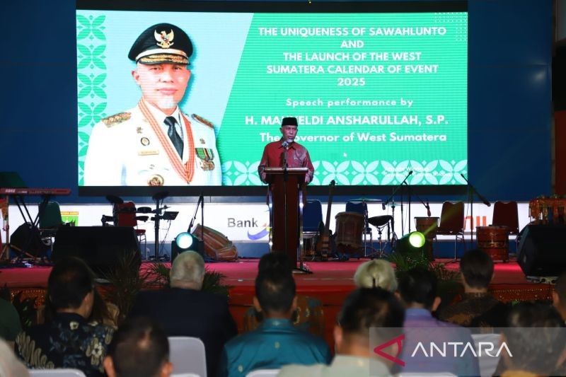 Sumatera Barat Bidik 20 Juta Kunjungan Wisatawan di 2025