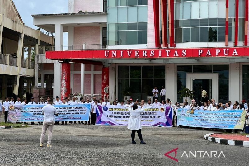 Dosen Unipa Demo Damai, Tuntut Pembayaran Tukin 2020-2024