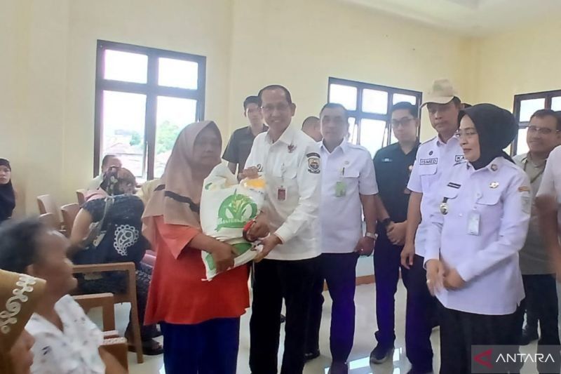 Pemprov Jambi Evaluasi Program Pengentasan Kemiskinan