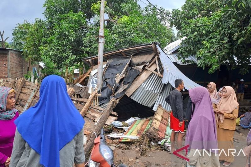 Banjir Bandang Bima: 99 Pengungsi Dirawat, Pencarian Korban Hilang Berlanjut