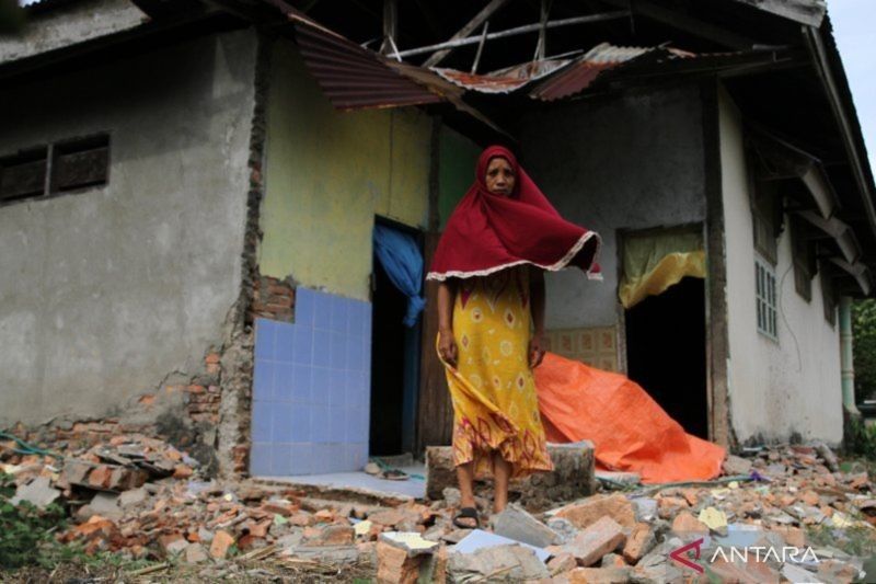 172 Bangunan di Kolaka Timur Rusak Akibat Gempa, Status Siaga Diterapkan