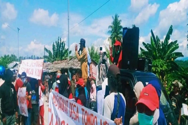 Demo Tolak Tambang Ilegal di Parigi Moutong Berjalan Tertib