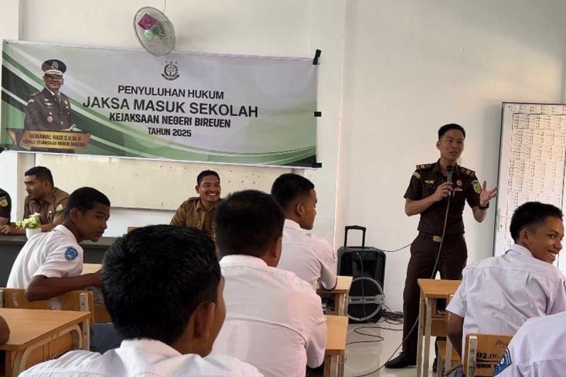 Kejari Bireuen Giat Cegah Kenakalan Remaja Lewat Penyuluhan Hukum