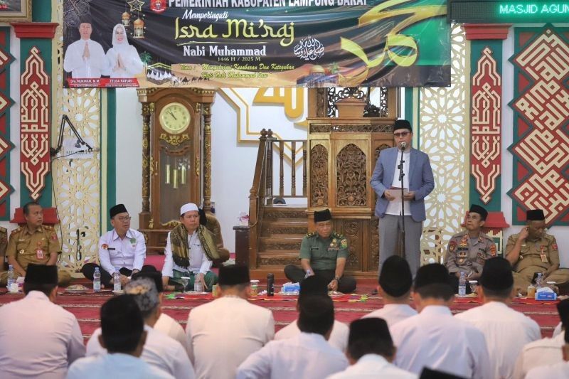 Isra Miraj di Lampung Barat: Momentum Perbaikan Ibadah dan Kepemimpinan