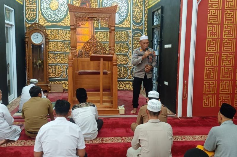 Edukasi Warga Lampung Barat Soal Ancaman Harimau Sumatera