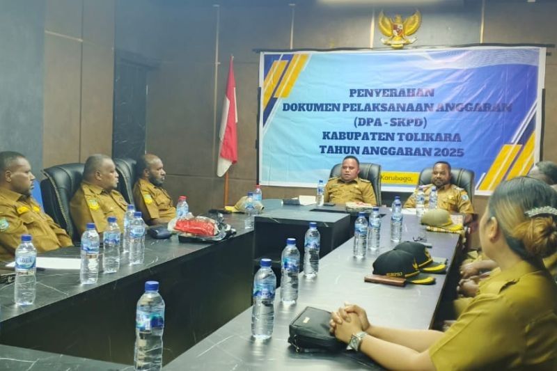 Pjs Bupati Tolikara Tekankan Disiplin ASN Demi Optimalkan Pelayanan Publik