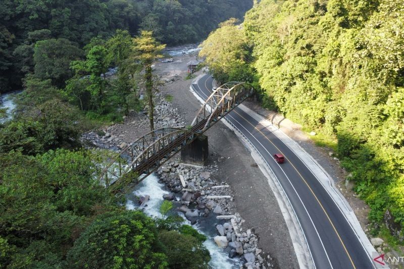 Kemantapan Jalan di Sumatera Barat Baru 70,51 Persen, Butuh Rp500 Miliar untuk Naik 1 Persen