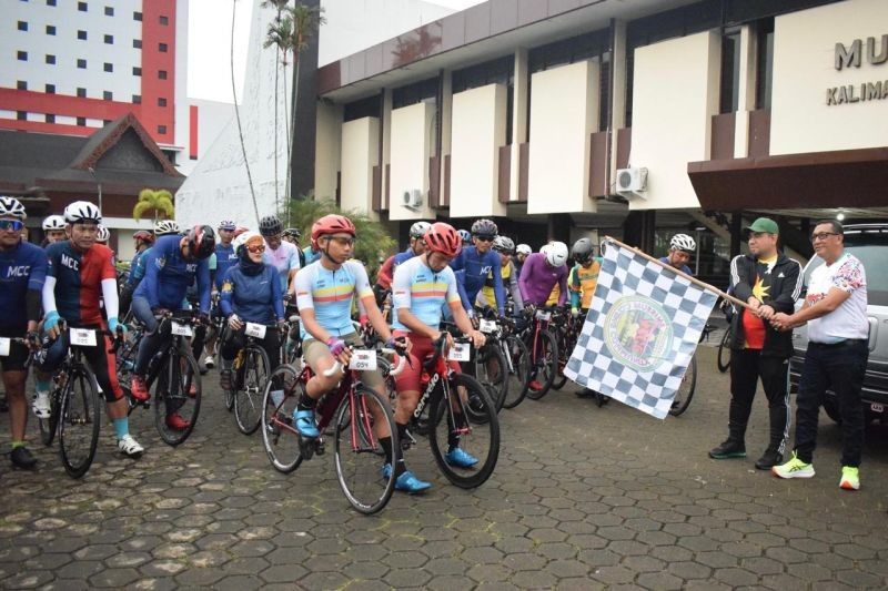 Borneo Cross Border Cycling Tour 2025: 69 Peserta Silaturahmi Indonesia-Malaysia