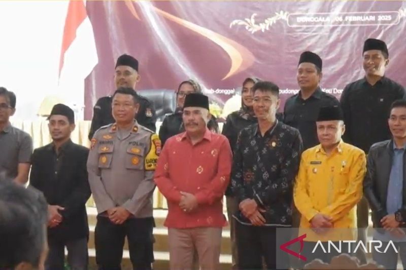 Vera Elena Laruni-Taufiq M Burhan Resmi Bupati dan Wakil Bupati Donggala 2025-2030