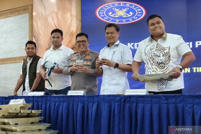 Ditpolair Polri Buru Pengirim Pasir Timah Ilegal di Bekasi, Dua Tersangka Ditangkap