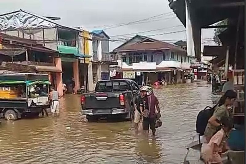 Mitigasi Bencana Banjir Kalbar: Upaya BPBD Hadapi Ancaman Lingkungan