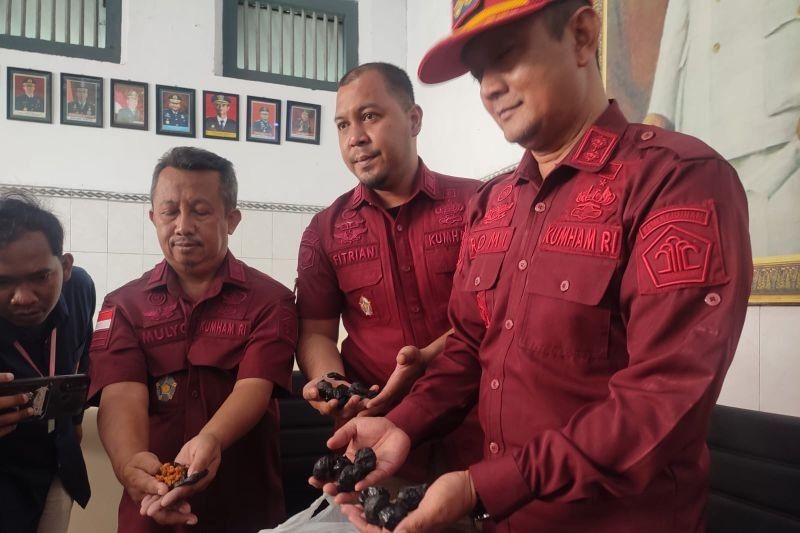 Modus Baru Penyelundupan Narkoba di Lapas Blitar: Campur Pil Dobel L di Tempe Kering