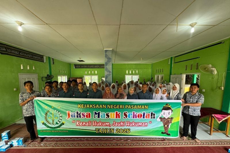 Kejari Pasaman Sukseskan Program Jaksa Masuk Sekolah: Edukasi Hukum untuk Generasi Muda