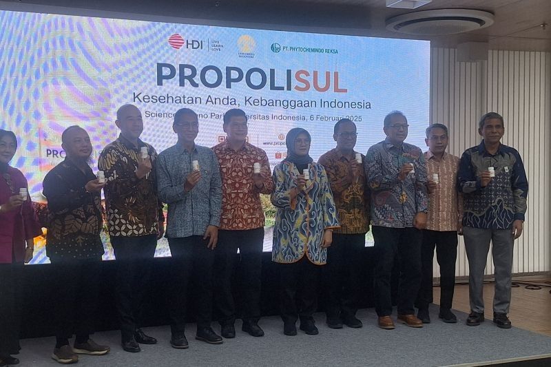 UI Luncurkan Propolisul: Inovasi Kesehatan dari Propolis Lebah Tanpa Sengat