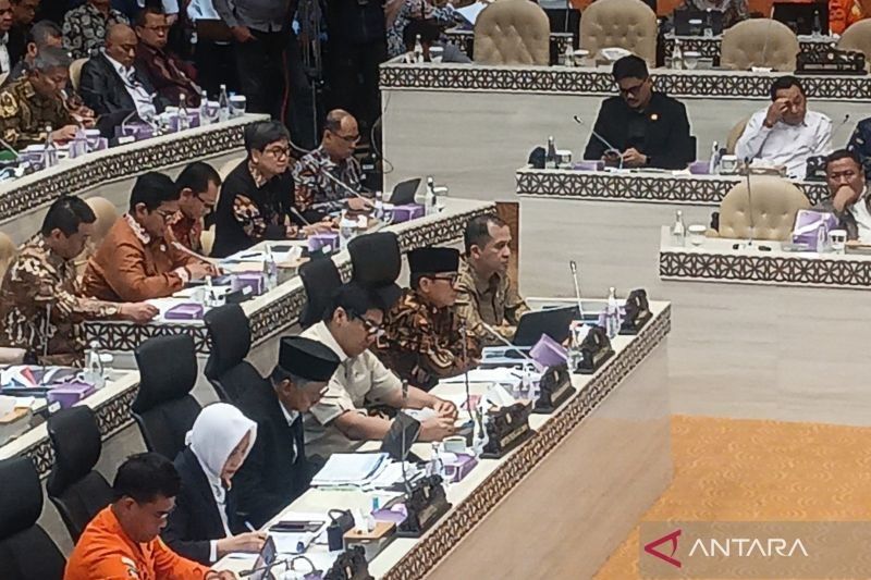 Kemendes PDT Pangkas Anggaran Rp1,03 Triliun: Fokus pada Efisiensi