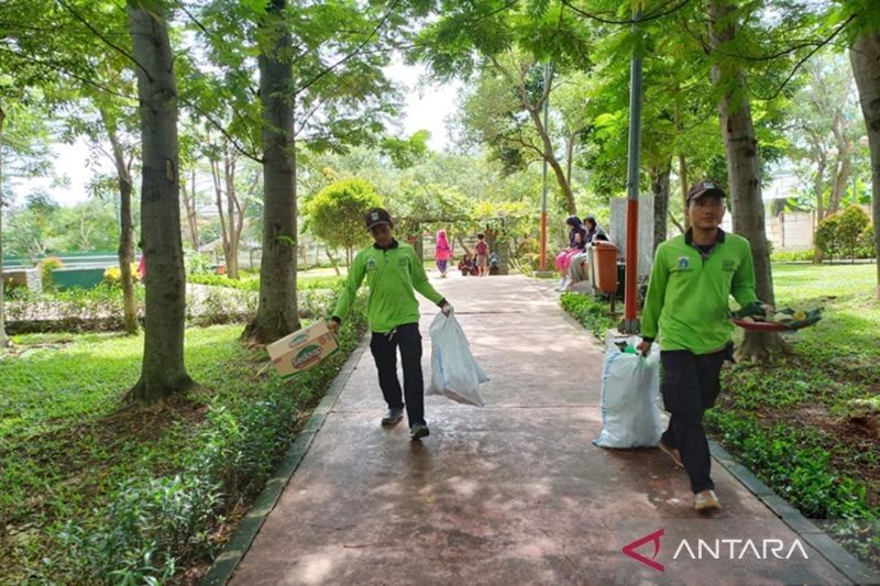 Dua Taman di Jaktim Siap Buka 24 Jam, Tunggu Izin Pemprov DKI