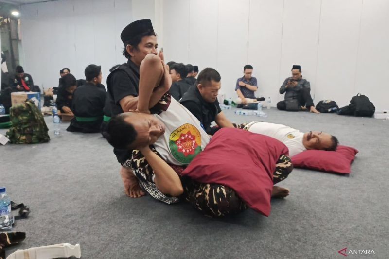 Ratusan Peserta Harlah NU di Jakarta Dapat Layanan Terapi Pagar Nusa