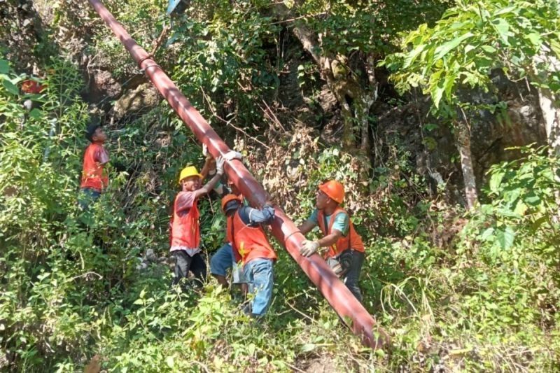 PLN Berhasil Aliri Listrik ke 72 Desa di NTT Tahun 2024