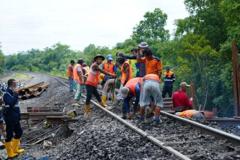 KAI Palembang Tutup 20 Perlintasan Sebidang Liar di 2024: Prioritaskan Keselamatan