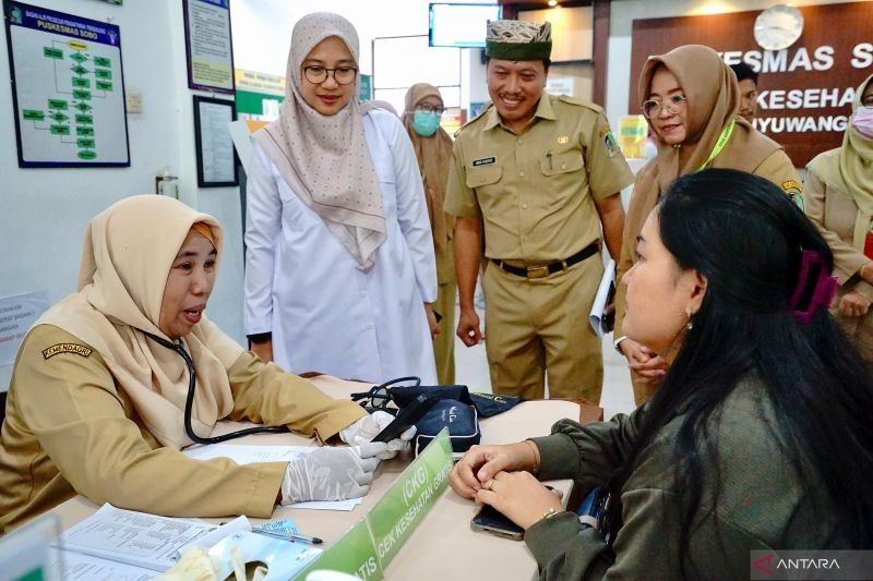 Pemeriksaan Kesehatan Gratis di Banyuwangi: Selaras dengan Mal Orang Sehat