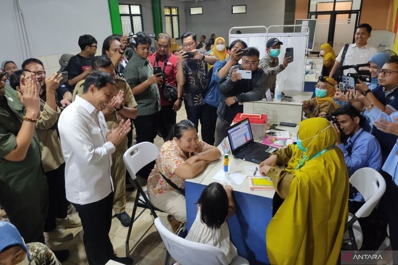 Menhut Tinjau Program Cek Kesehatan Gratis di Cengkareng