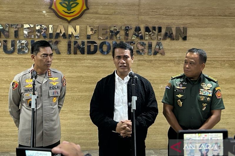 Mentan Minta Bulog Serap 2,1 Juta Ton Beras dari Penggilingan