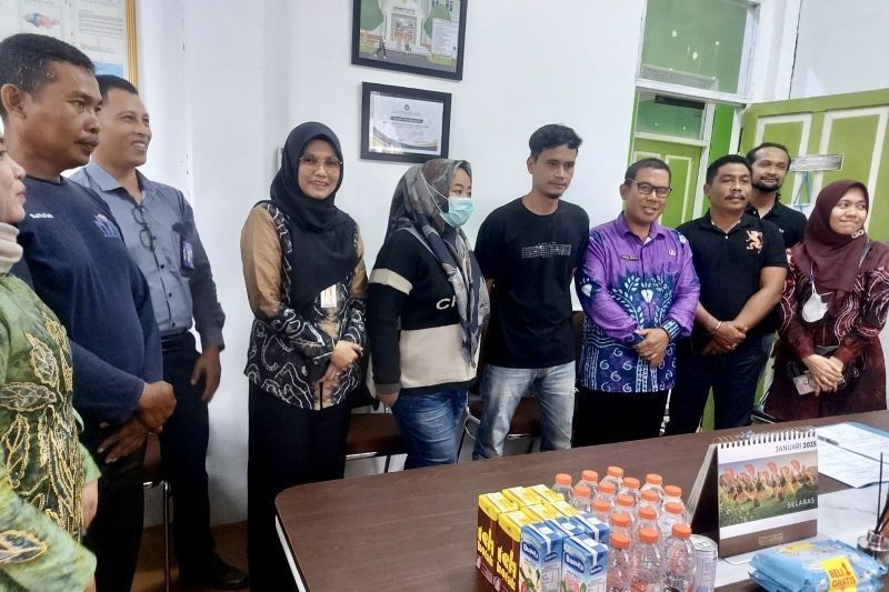 CPMI Ilegal Asal HST Dipulangkan KP2MI Usai Digerebek di Bekasi