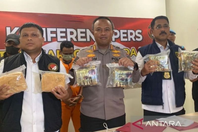 Polda Riau Tangkap Kurir Sabu 14 Kg, Mantan Satpam di Kawasan Industri