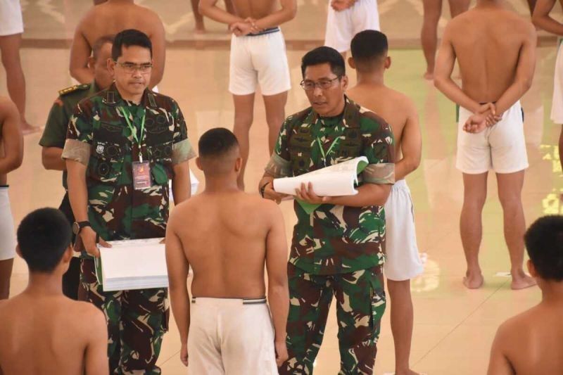 Kasdam XIII/Merdeka Pimpin Sidang Seleksi Calon Tamtama TNI AD 2025