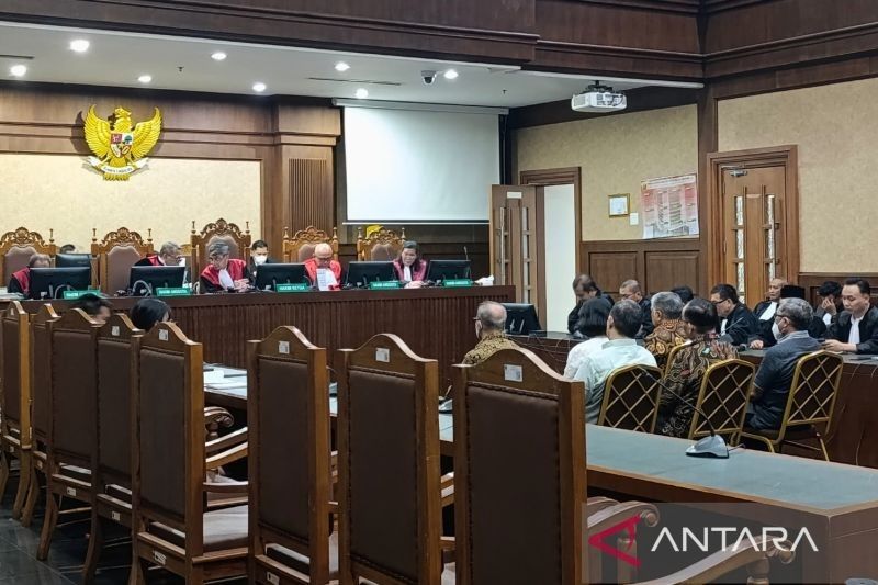 Mantan Dirut Dana Pensiun Bukit Asam Divonis 9 Tahun Penjara