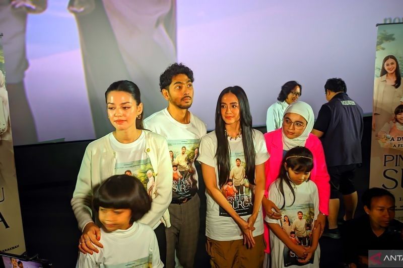 Arya Saloka dalam Film Terbaru 'Pintu-Pintu Surga': Drama Keluarga dan Mantan Kekasih