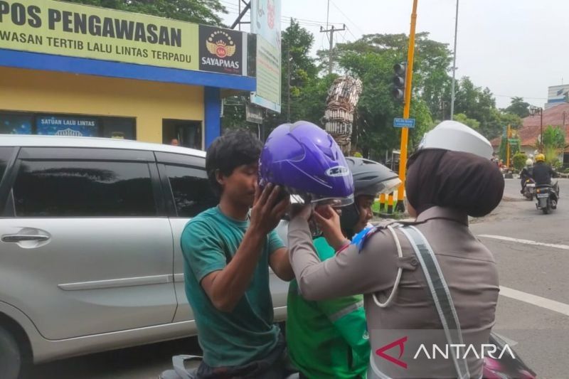 Polresta Cirebon Utamakan Edukasi dalam Operasi Keselamatan Lodaya 2025